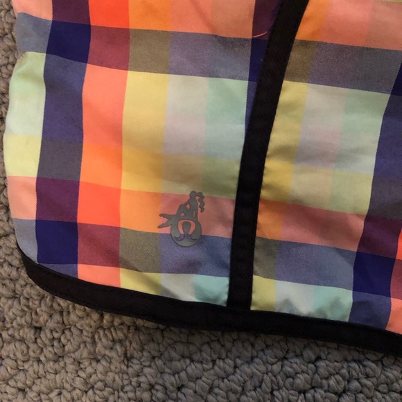 VGUC Lululemon Seawheeze limited edition tracker shorts - Picture 4 of 5